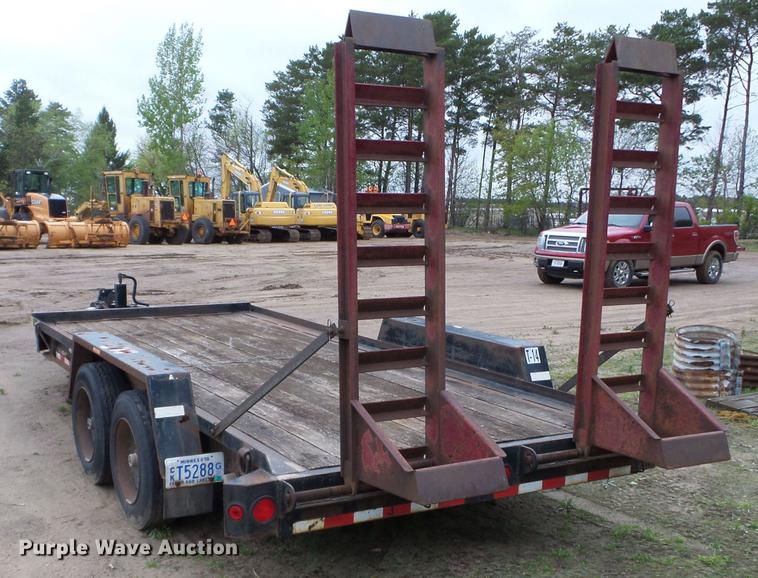 image for item DC4596 2002 Towmaster T14-DD equipment trailer