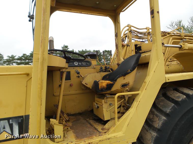 image for item DC4597 1991 Caterpillar 615C Series II elevating scraper