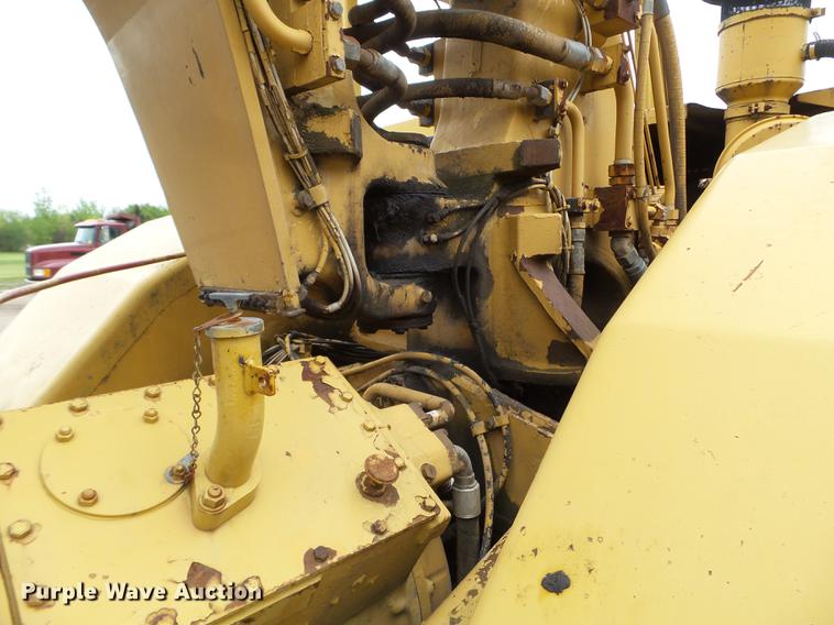 image for item DC4597 1991 Caterpillar 615C Series II elevating scraper