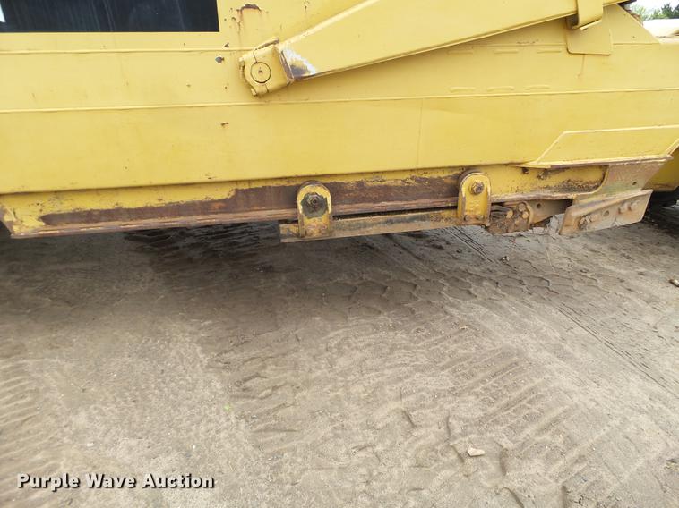 image for item DC4597 1991 Caterpillar 615C Series II elevating scraper