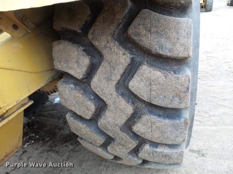 image for item DC4597 1991 Caterpillar 615C Series II elevating scraper