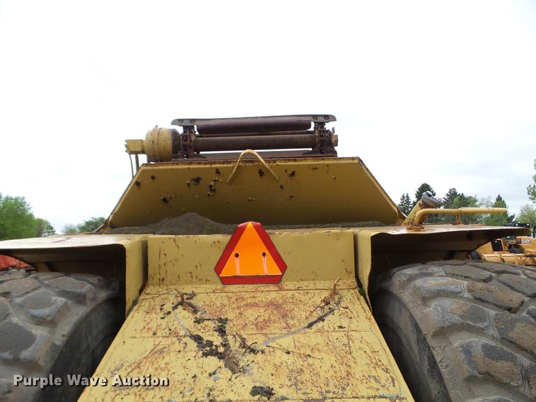 image for item DC4597 1991 Caterpillar 615C Series II elevating scraper