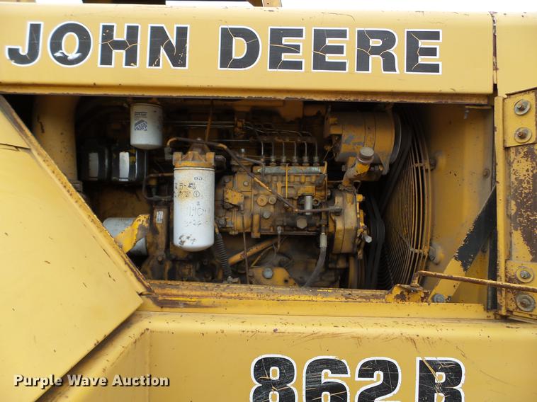 image for item DC4598 1990 John Deere 862B elevating scraper