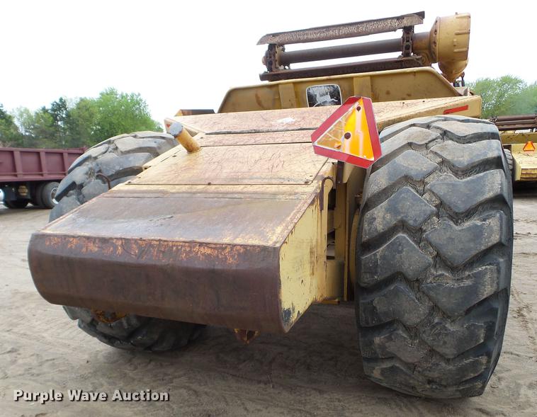 image for item DC4598 1990 John Deere 862B elevating scraper