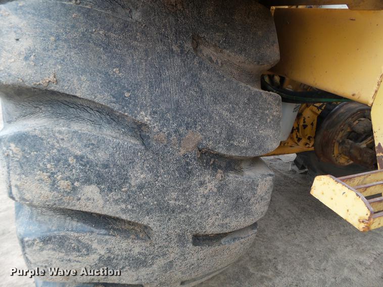 image for item DC4598 1990 John Deere 862B elevating scraper