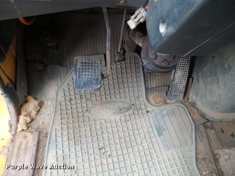 image for item DC4599 1988 Ford L9000 dump truck