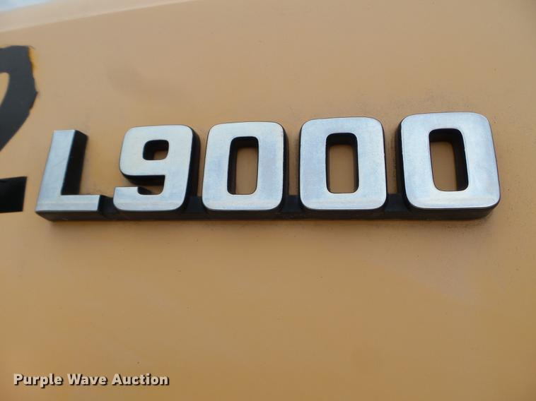 image for item DC4599 1988 Ford L9000 dump truck