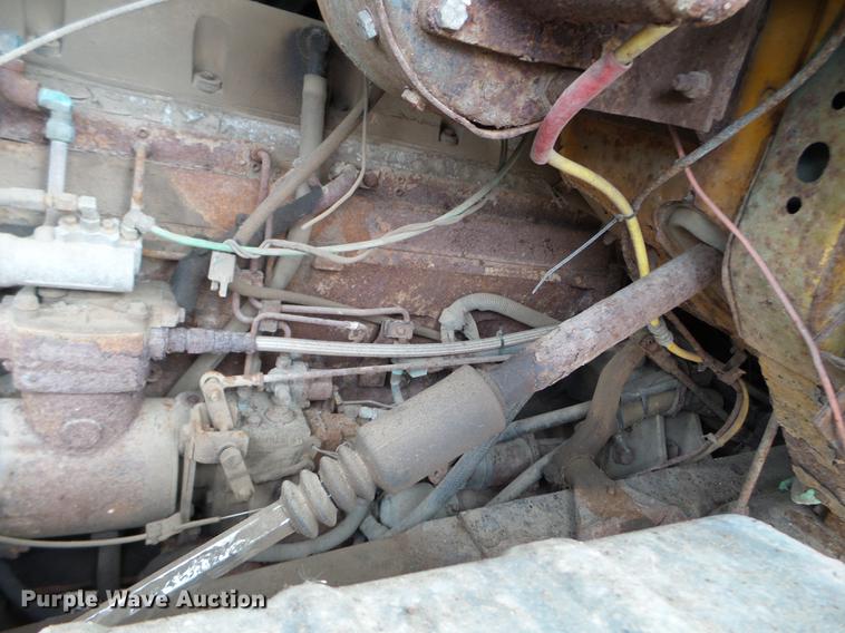 image for item DC4599 1988 Ford L9000 dump truck