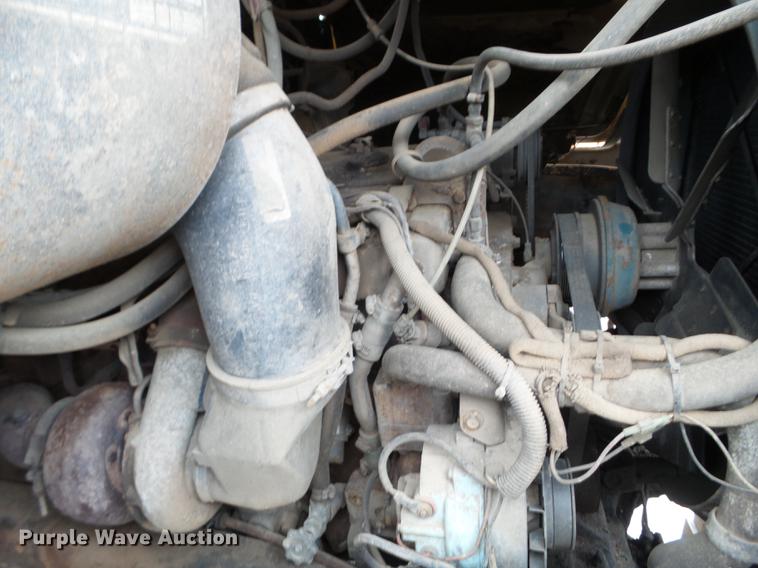 image for item DC4599 1988 Ford L9000 dump truck