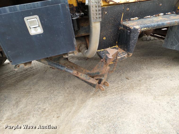 image for item DC4599 1988 Ford L9000 dump truck