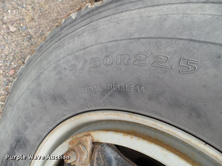 image for item DC4599 1988 Ford L9000 dump truck