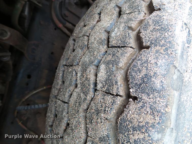 image for item DC4599 1988 Ford L9000 dump truck