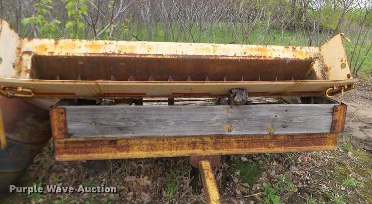 image for item DC4599 1988 Ford L9000 dump truck