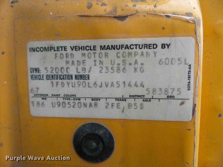 image for item DC4599 1988 Ford L9000 dump truck