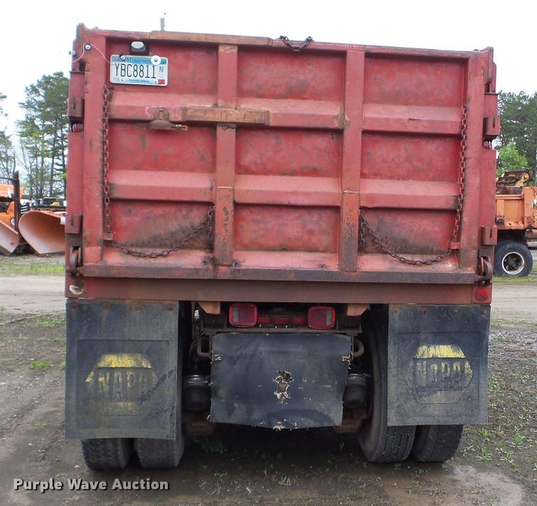 image for item DC4602 1991 Mack RD690S dump truck