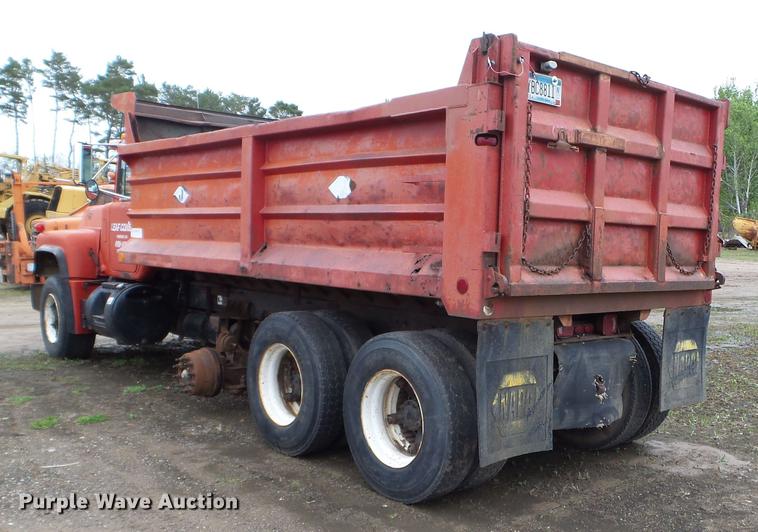 image for item DC4602 1991 Mack RD690S dump truck