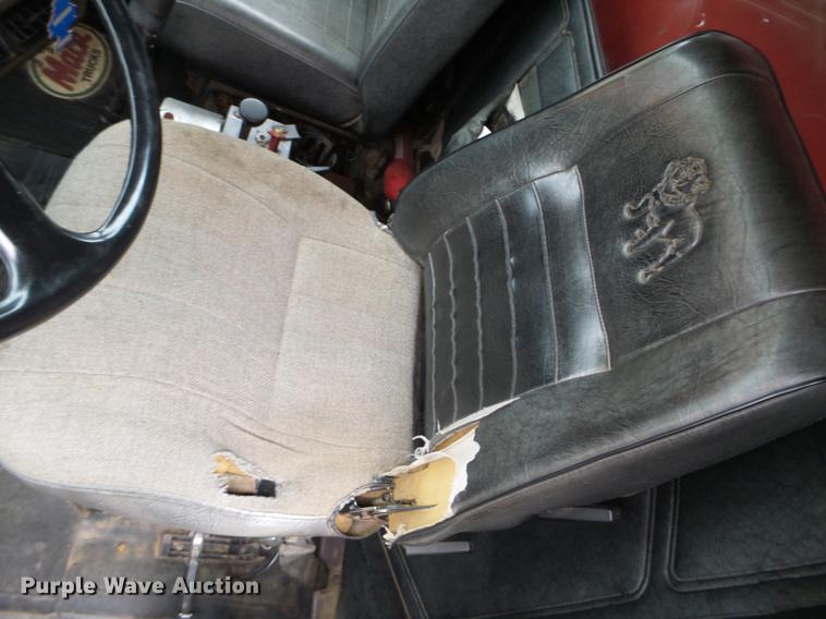 image for item DC4602 1991 Mack RD690S dump truck