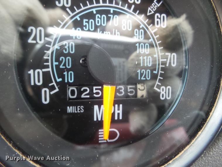 image for item DC4602 1991 Mack RD690S dump truck