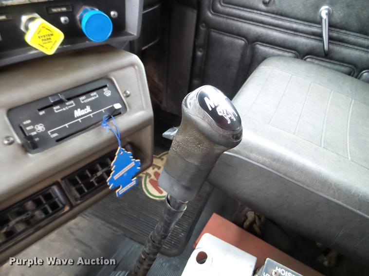 image for item DC4602 1991 Mack RD690S dump truck