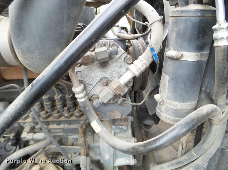 image for item DC4602 1991 Mack RD690S dump truck