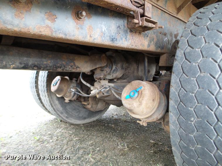 image for item DC4602 1991 Mack RD690S dump truck