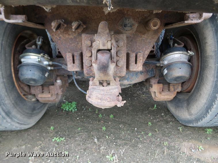 image for item DC4602 1991 Mack RD690S dump truck