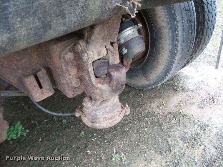 image for item DC4602 1991 Mack RD690S dump truck