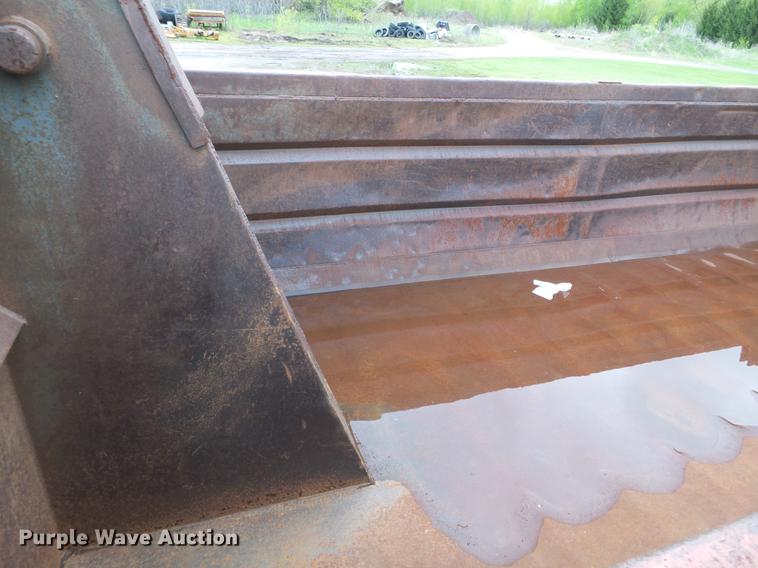 image for item DC4602 1991 Mack RD690S dump truck