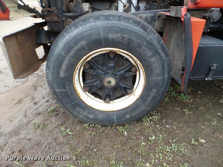 image for item DC4602 1991 Mack RD690S dump truck