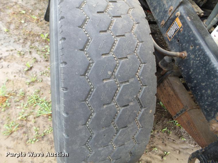 image for item DC4602 1991 Mack RD690S dump truck