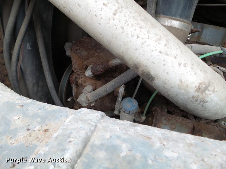 image for item DC4604 1990 Ford L8000 dump truck