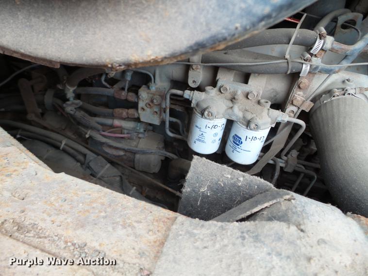 image for item DC4604 1990 Ford L8000 dump truck