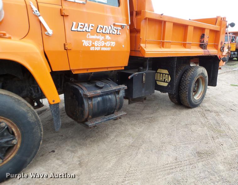 image for item DC4604 1990 Ford L8000 dump truck