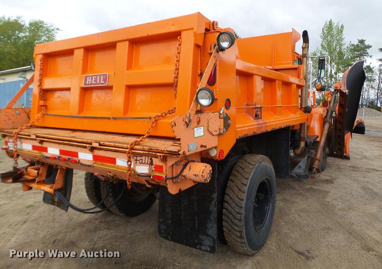 image for item DC4604 1990 Ford L8000 dump truck