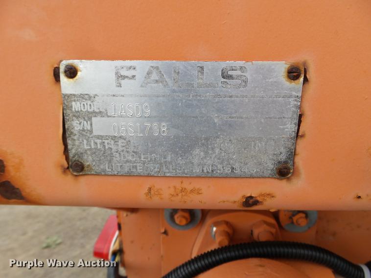 image for item DC4604 1990 Ford L8000 dump truck