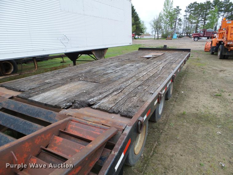 image for item DC4605 1998 Towmaster T-50 equipment trailer