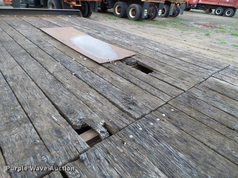 image for item DC4605 1998 Towmaster T-50 equipment trailer