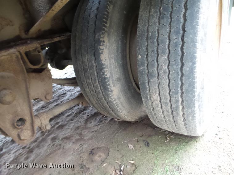 image for item DC4605 1998 Towmaster T-50 equipment trailer