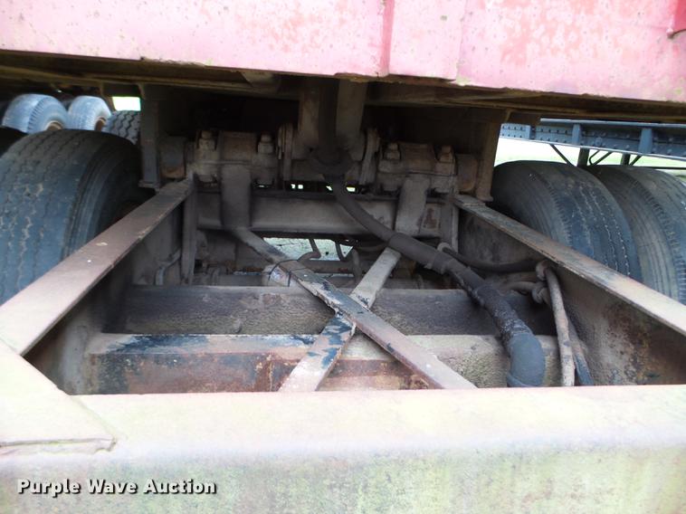 image for item DC4606 1969 end dump pup trailer