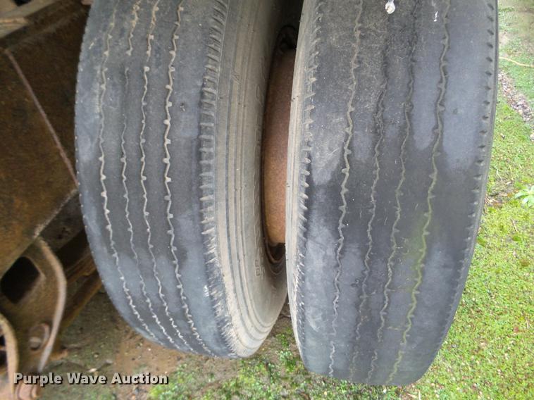 image for item DC4606 1969 end dump pup trailer