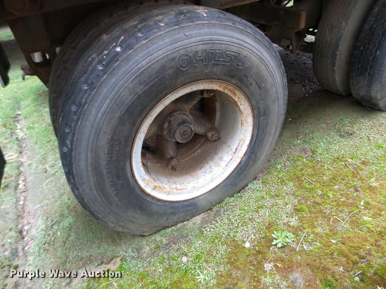 image for item DC4606 1969 end dump pup trailer