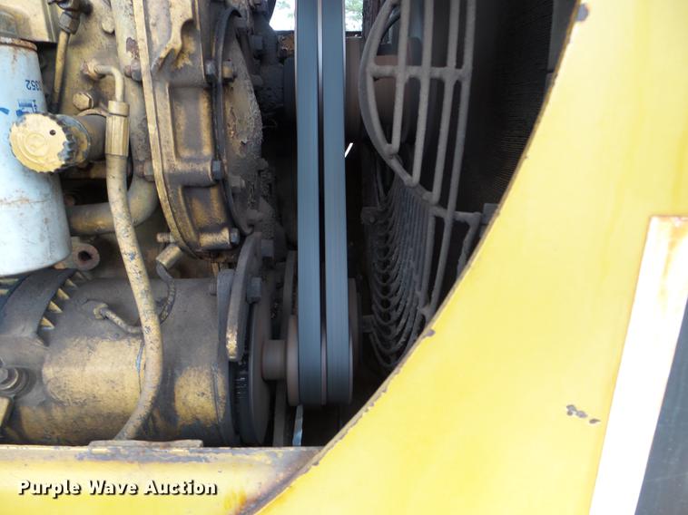 image for item DC4607 1980 Caterpillar 950 wheel loader