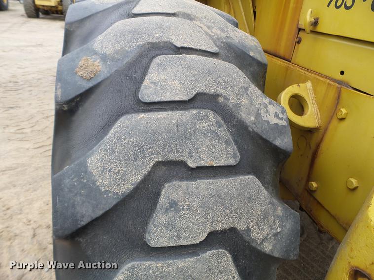 image for item DC4607 1980 Caterpillar 950 wheel loader