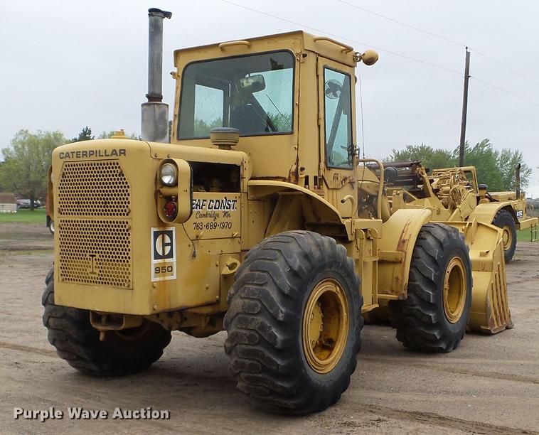 image for item DC4608 1972 Caterpillar 950 wheel loader