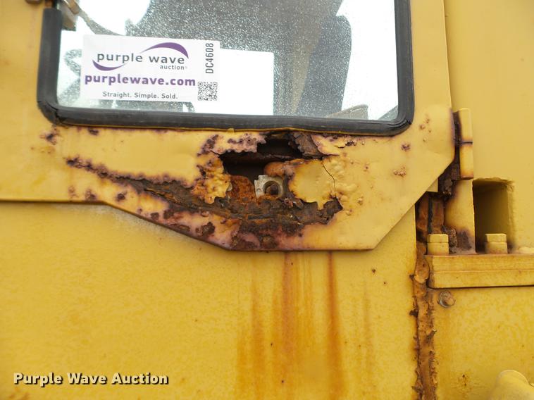 image for item DC4608 1972 Caterpillar 950 wheel loader