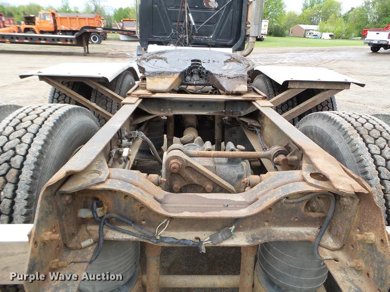 image for item DC4609 1991 Mack CH613 semi truck