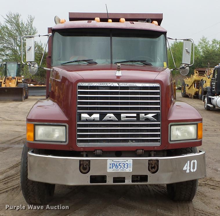 image for item DC4610 1994 Mack CH613 dump truck