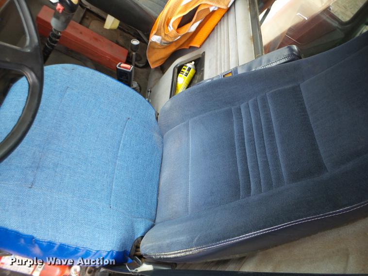 image for item DC4610 1994 Mack CH613 dump truck