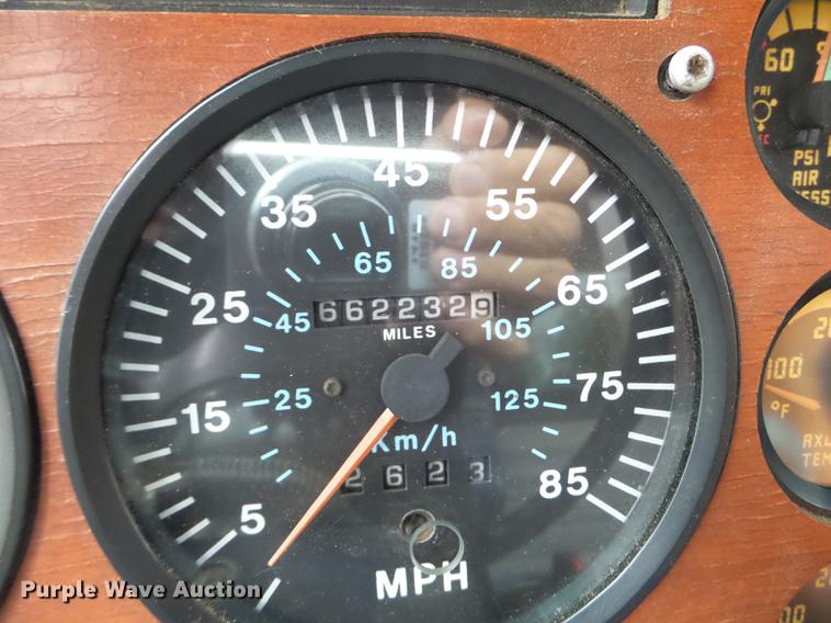 image for item DC4610 1994 Mack CH613 dump truck