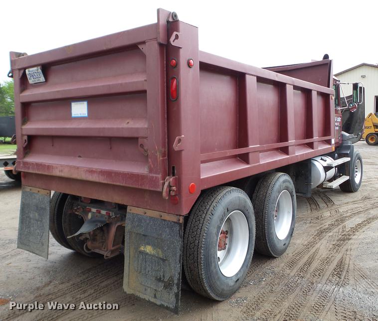 image for item DC4610 1994 Mack CH613 dump truck